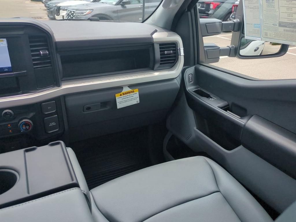 new 2025 Ford F-250 car, priced at $63,710