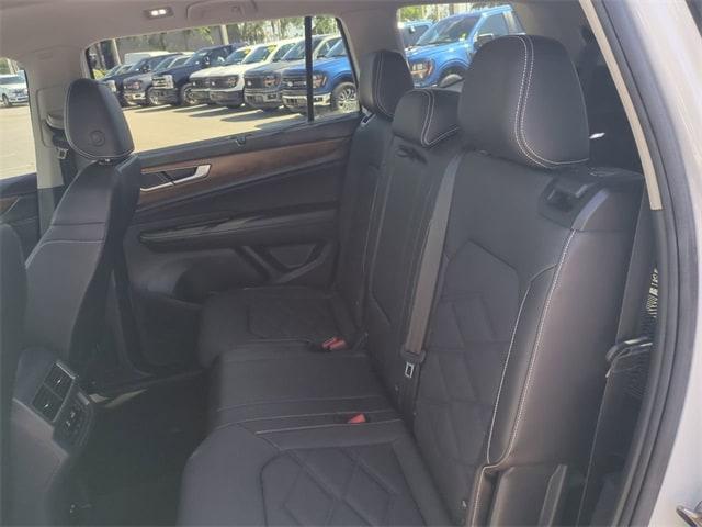 used 2024 Volkswagen Atlas car, priced at $36,422