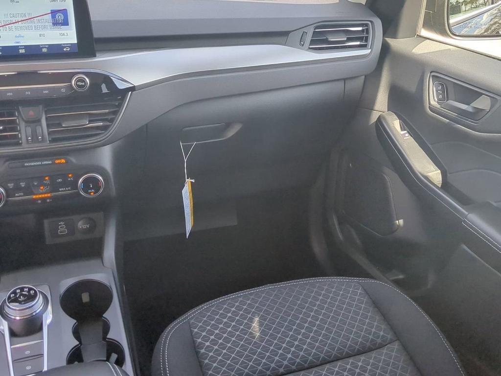 new 2025 Ford Escape car, priced at $28,034