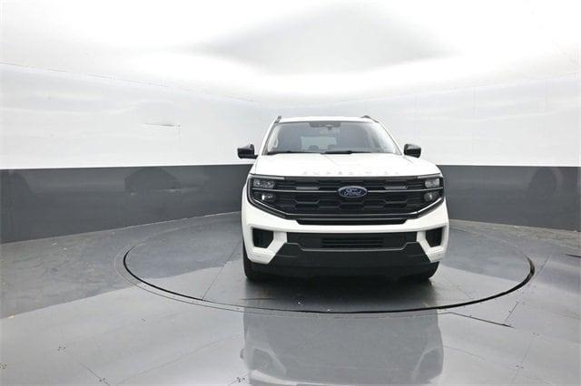 new 2025 Ford Expedition Max car, priced at $70,690