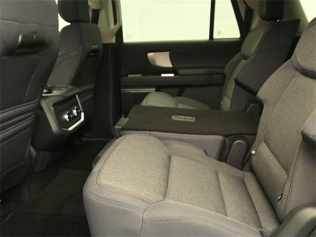 new 2025 Ford Expedition Max car, priced at $70,690