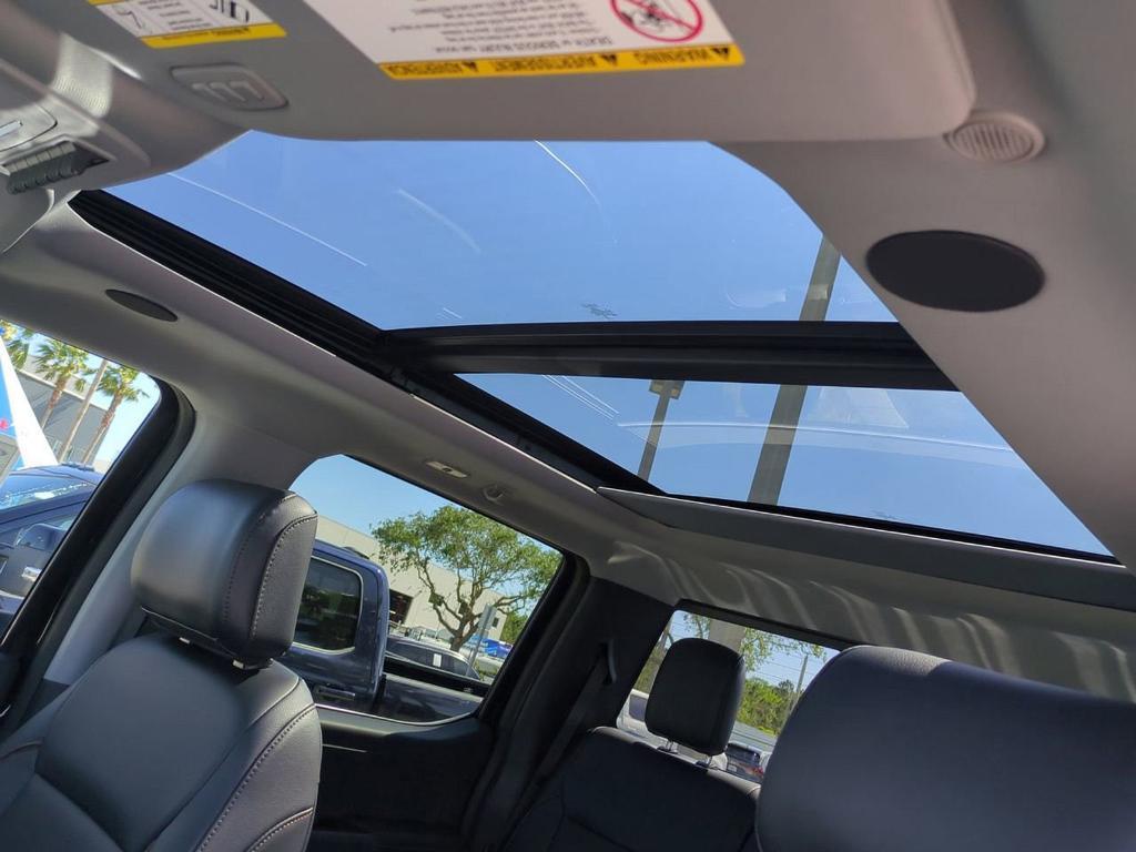 new 2025 Ford F-250 car, priced at $81,700