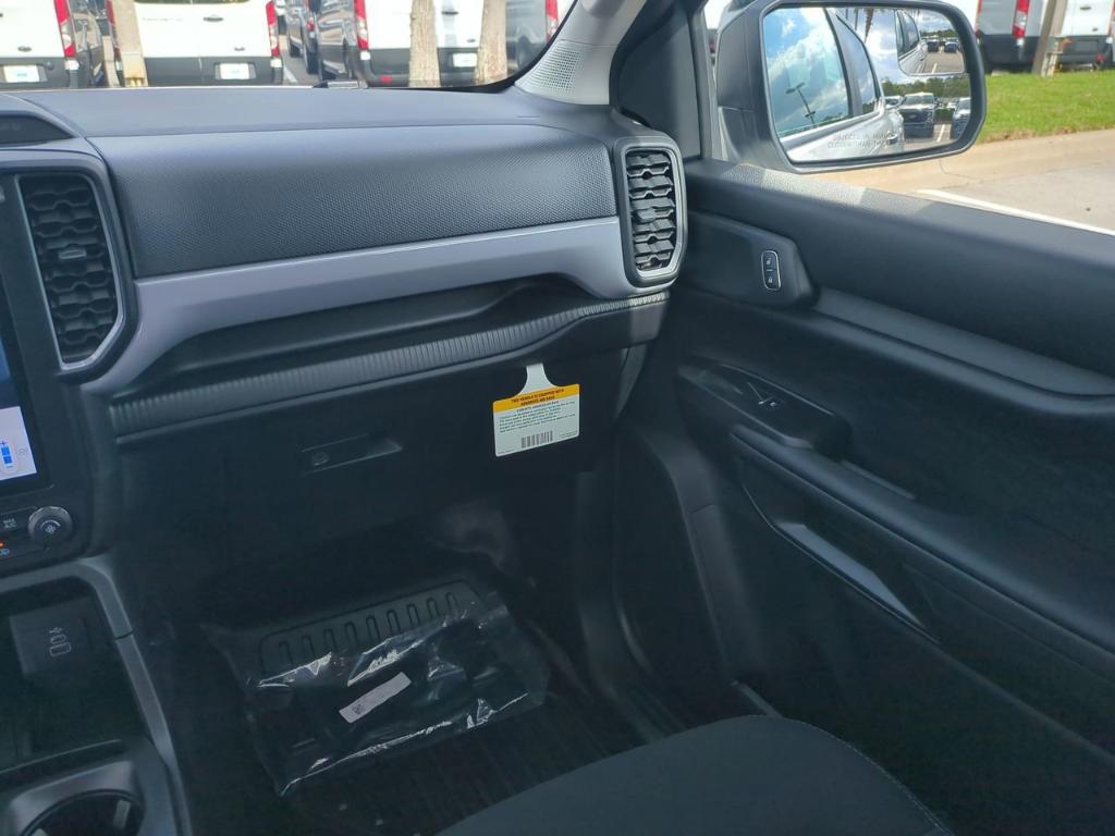 new 2025 Ford Ranger car, priced at $35,204