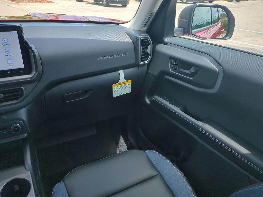 new 2025 Ford Bronco Sport car, priced at $37,385