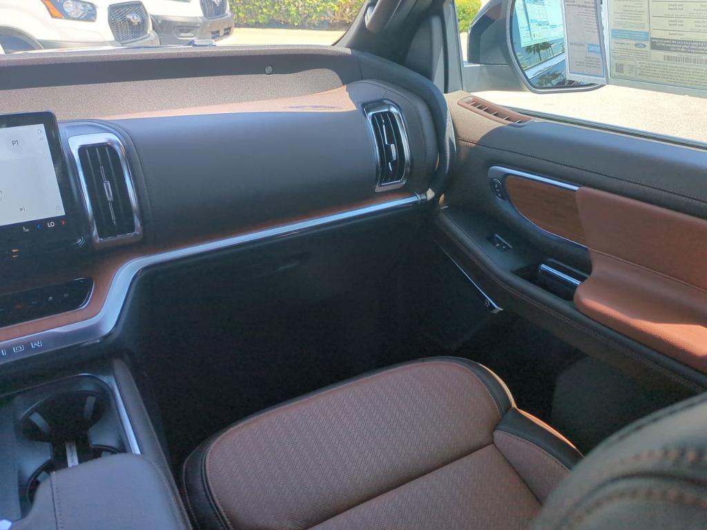 new 2025 Ford Expedition Max car, priced at $88,650