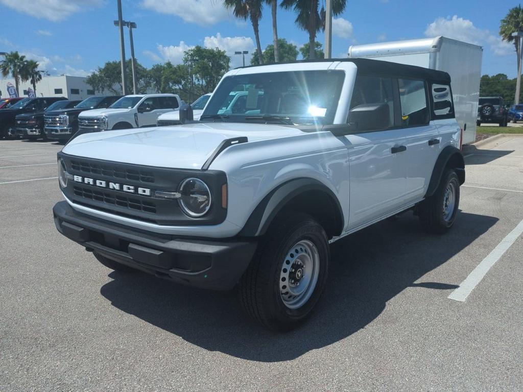 new 2025 Ford Bronco car, priced at $41,622