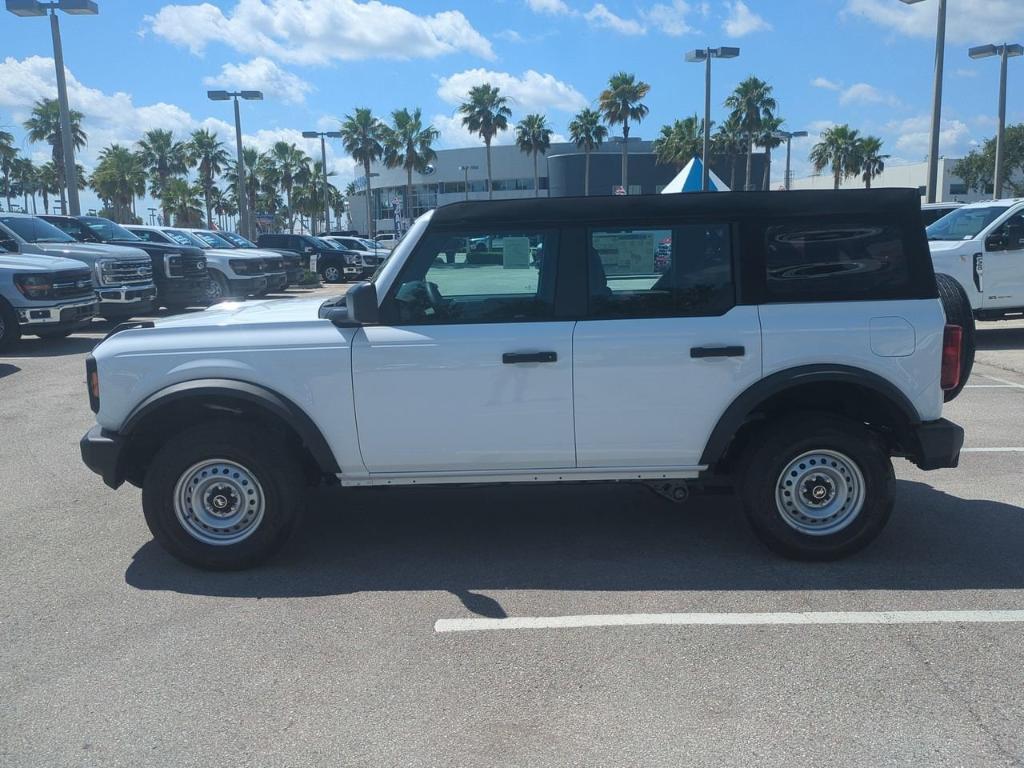 new 2025 Ford Bronco car, priced at $41,622