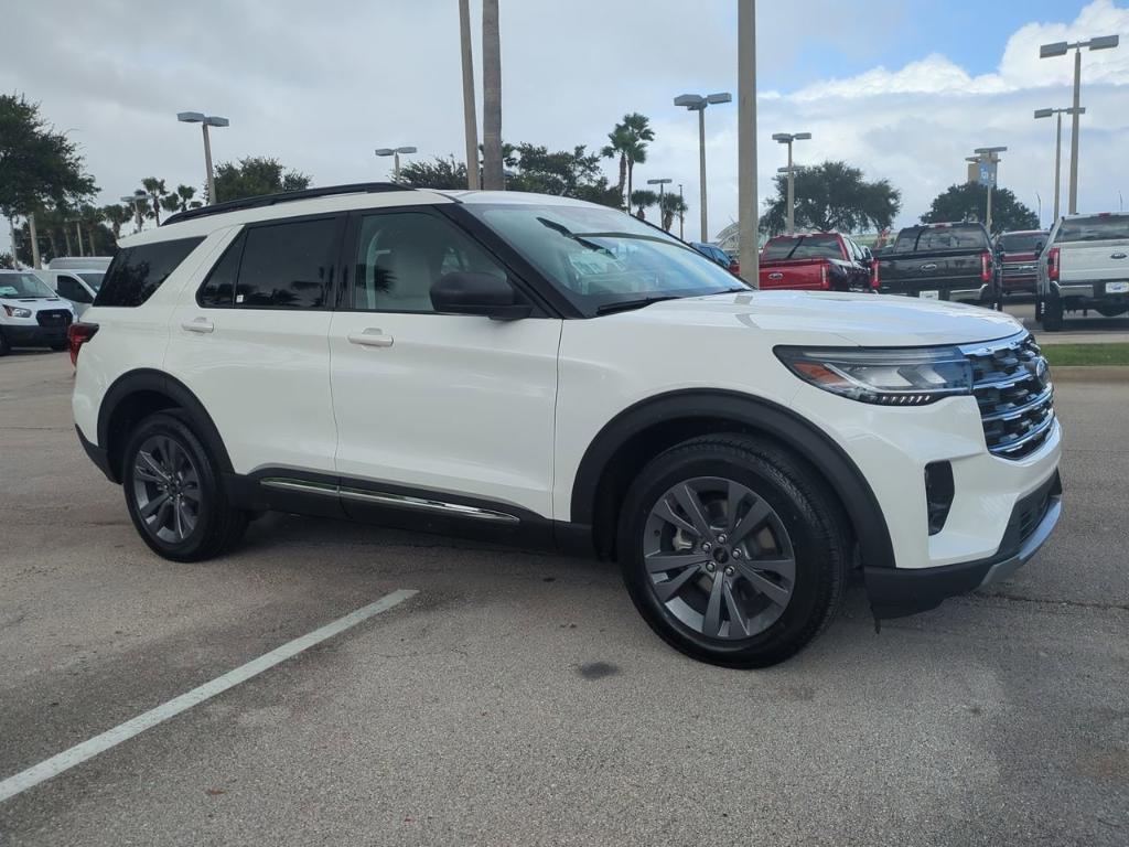 new 2025 Ford Explorer car, priced at $41,160