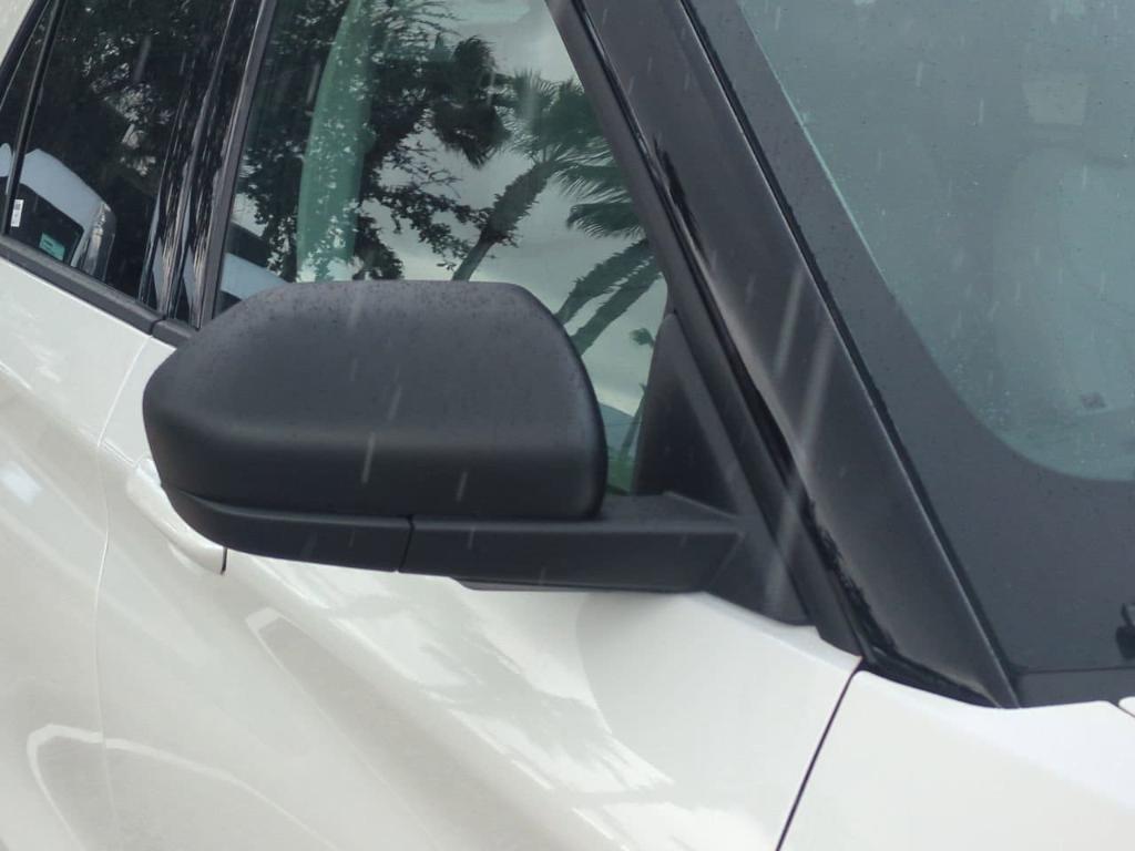 new 2025 Ford Explorer car, priced at $41,160