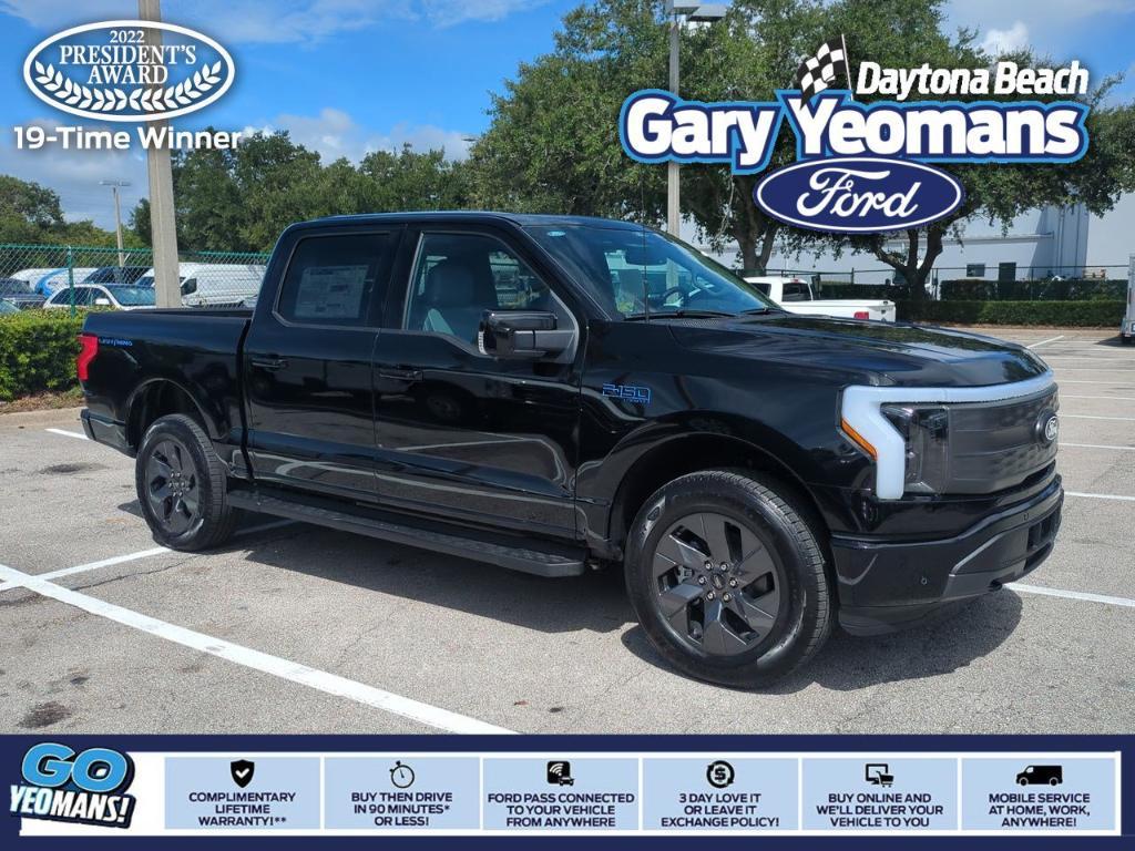 new 2025 Ford F-150 Lightning car, priced at $79,924