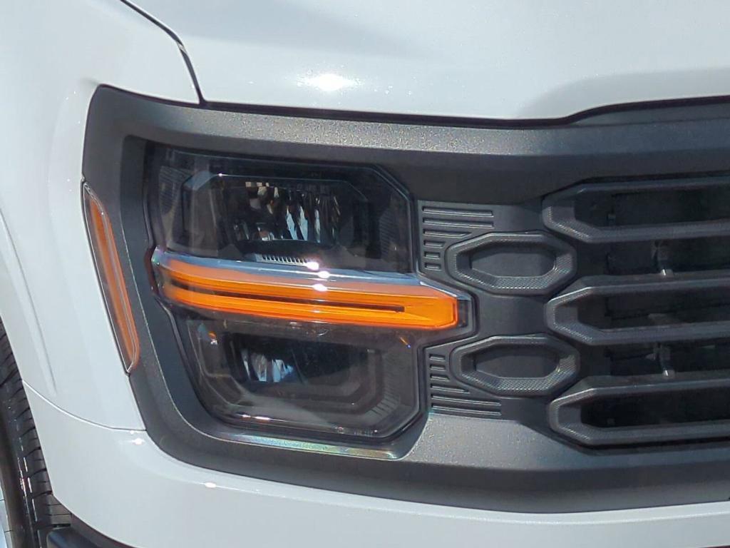 new 2024 Ford F-150 car, priced at $40,913