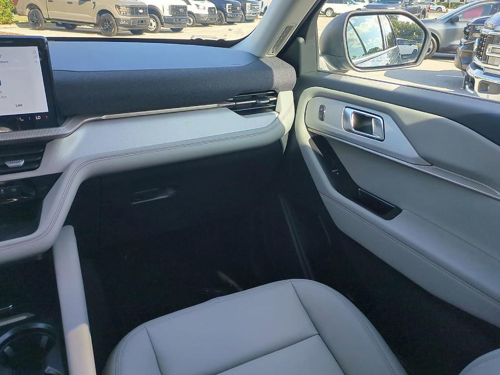new 2025 Ford Explorer car, priced at $46,140