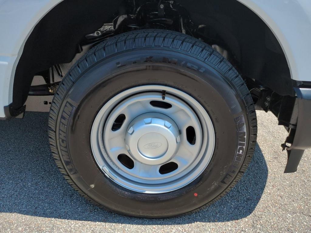 new 2025 Ford F-250 car, priced at $45,895