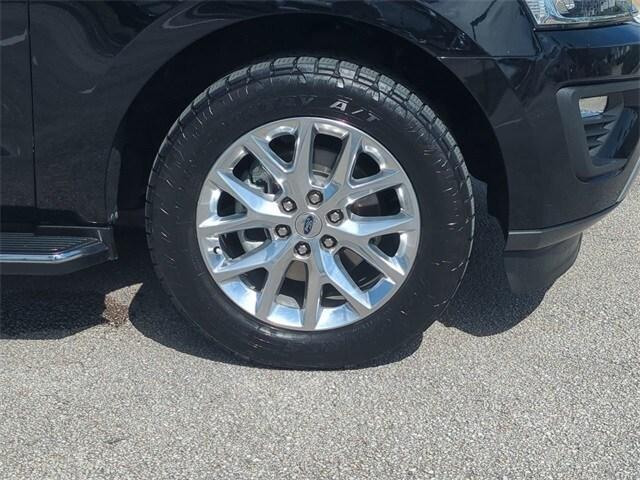 used 2021 Ford Expedition car, priced at $32,924