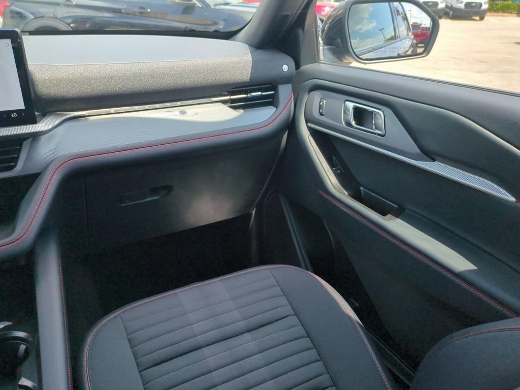 new 2025 Ford Explorer car, priced at $47,045