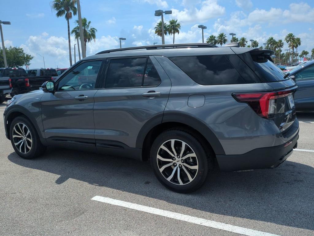 new 2025 Ford Explorer car, priced at $47,045