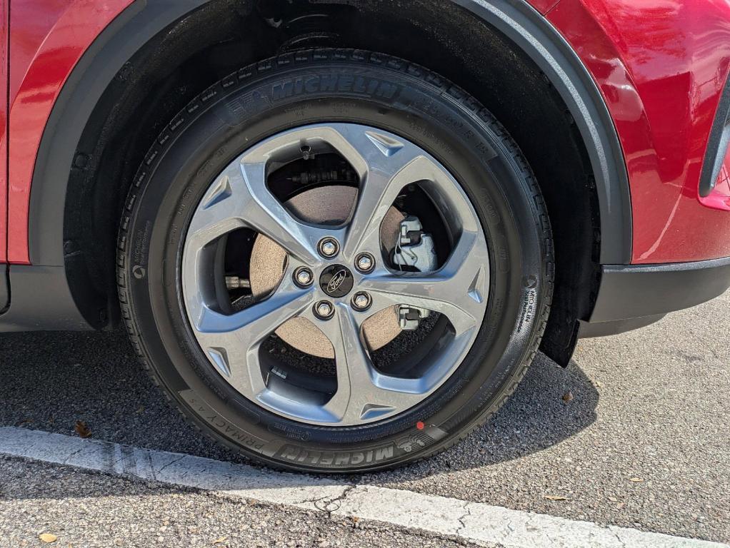 new 2025 Ford Escape car, priced at $35,296