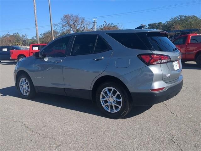 used 2024 Chevrolet Equinox car, priced at $23,492