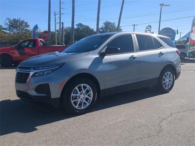 used 2024 Chevrolet Equinox car, priced at $23,492