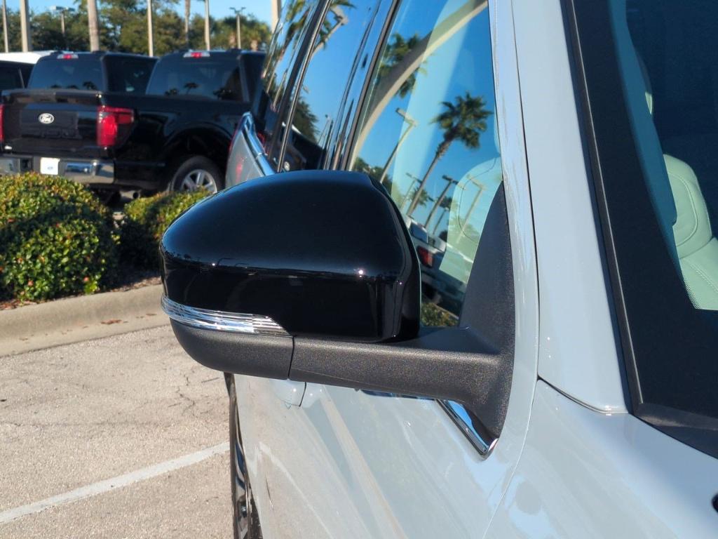 new 2025 Ford Expedition car, priced at $93,485