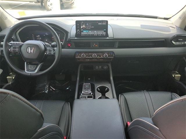 used 2025 Honda Pilot car, priced at $50,155
