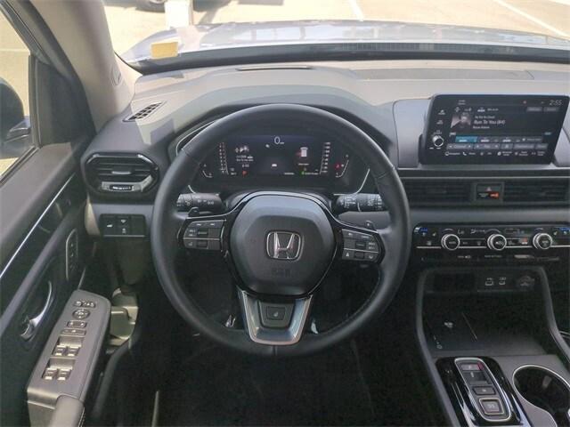 used 2025 Honda Pilot car, priced at $50,155