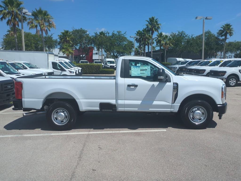 new 2025 Ford F-250 car, priced at $45,895