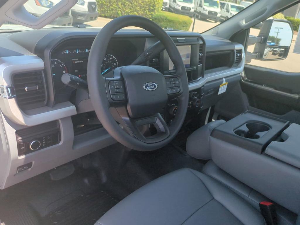 new 2025 Ford F-250 car, priced at $45,895