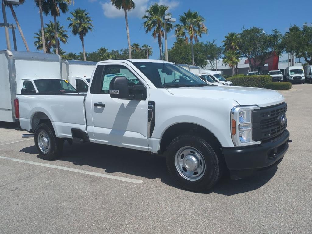 new 2025 Ford F-250 car, priced at $45,895