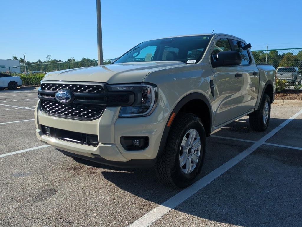 new 2025 Ford Ranger car, priced at $35,599