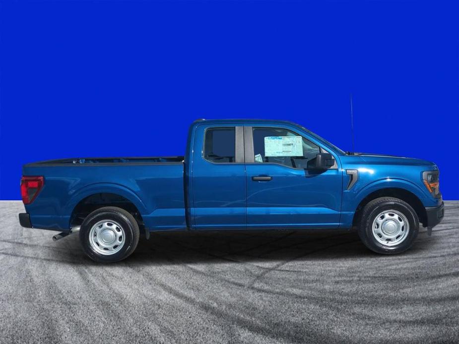 new 2024 Ford F-150 car, priced at $42,989