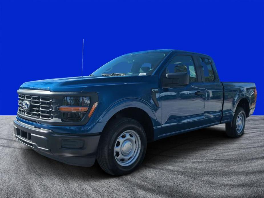 new 2024 Ford F-150 car, priced at $42,989