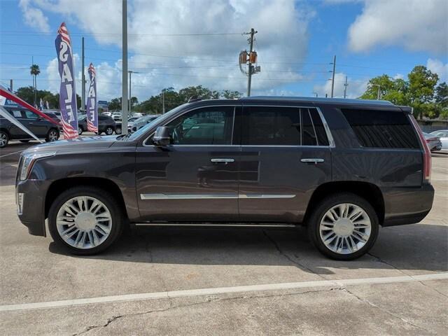 used 2017 Cadillac Escalade car, priced at $31,999