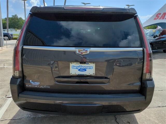used 2017 Cadillac Escalade car, priced at $31,999