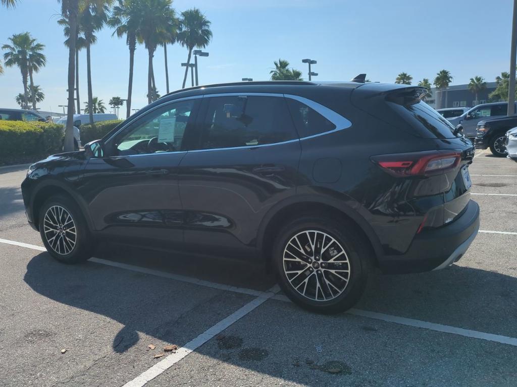 new 2025 Ford Escape car, priced at $36,895