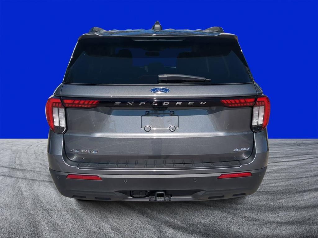 new 2025 Ford Explorer car, priced at $41,850