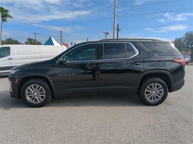 used 2022 Chevrolet Traverse car, priced at $28,492