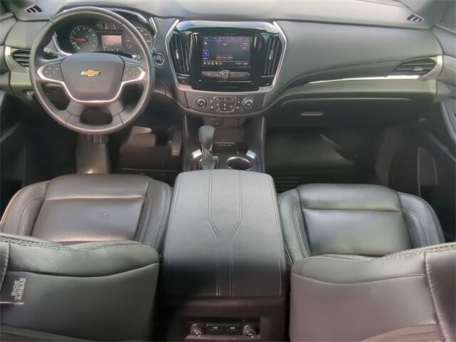 used 2022 Chevrolet Traverse car, priced at $28,492