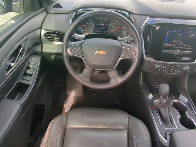 used 2022 Chevrolet Traverse car, priced at $28,492