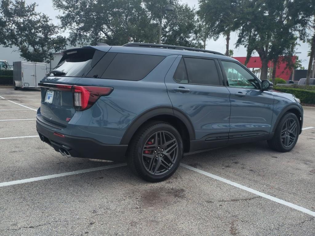 new 2025 Ford Explorer car, priced at $63,269