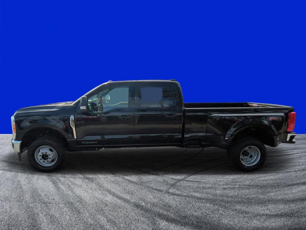 new 2025 Ford F-350 car, priced at $69,946