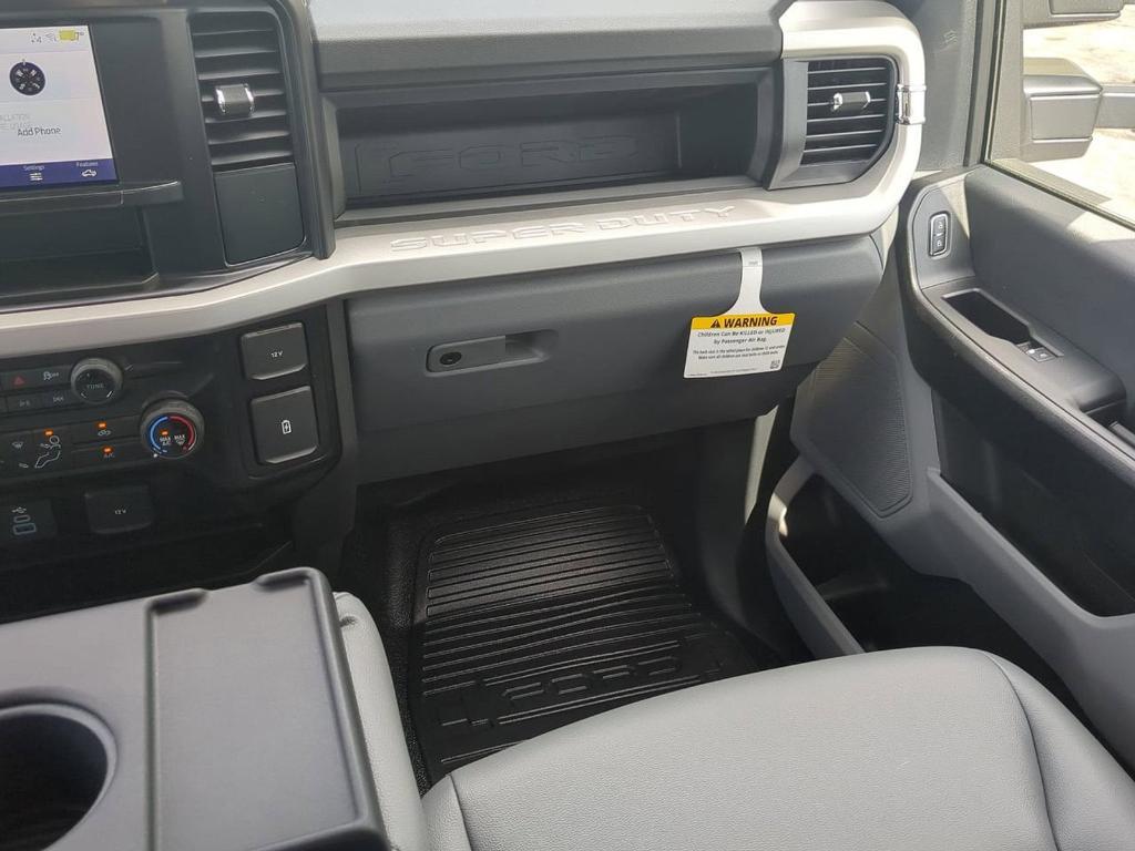 new 2025 Ford F-350 car, priced at $65,790
