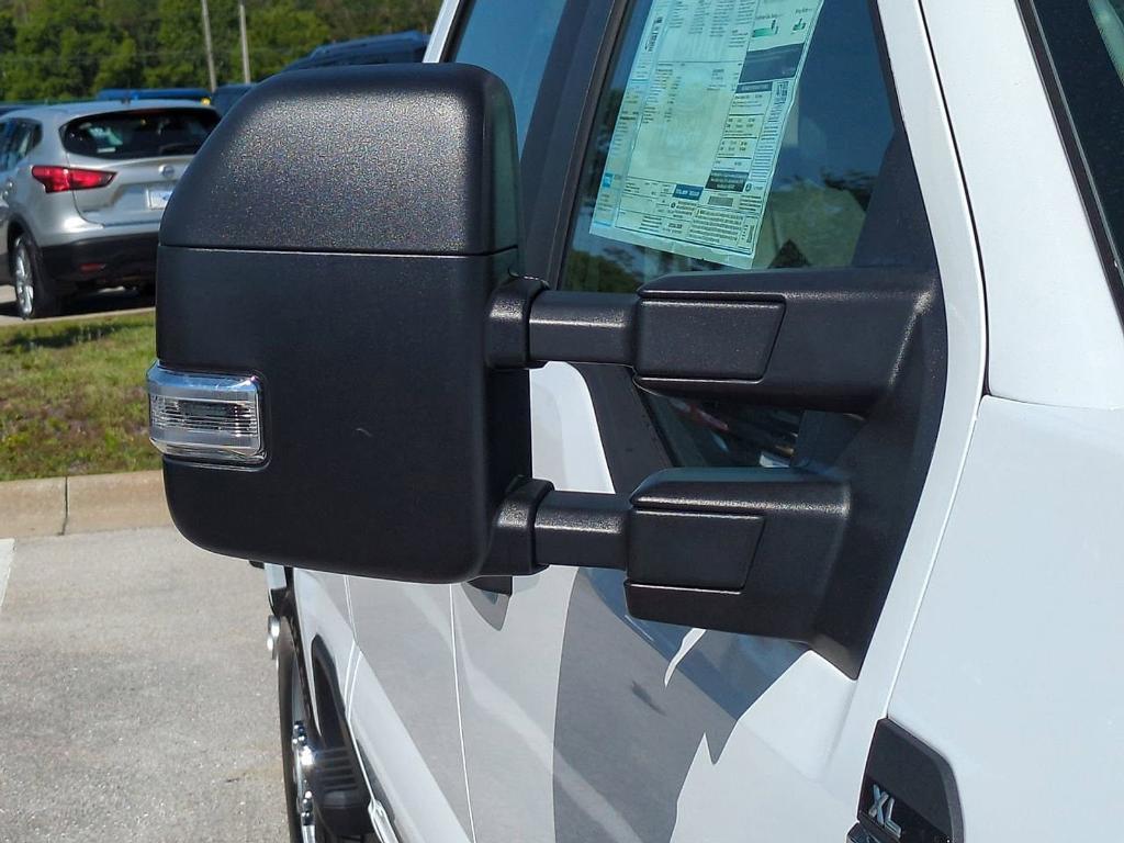 new 2025 Ford F-250 car, priced at $65,210