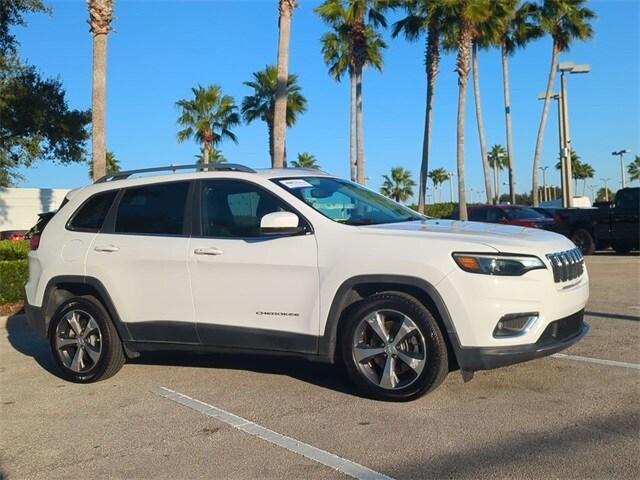 used 2019 Jeep Cherokee car, priced at $11,500