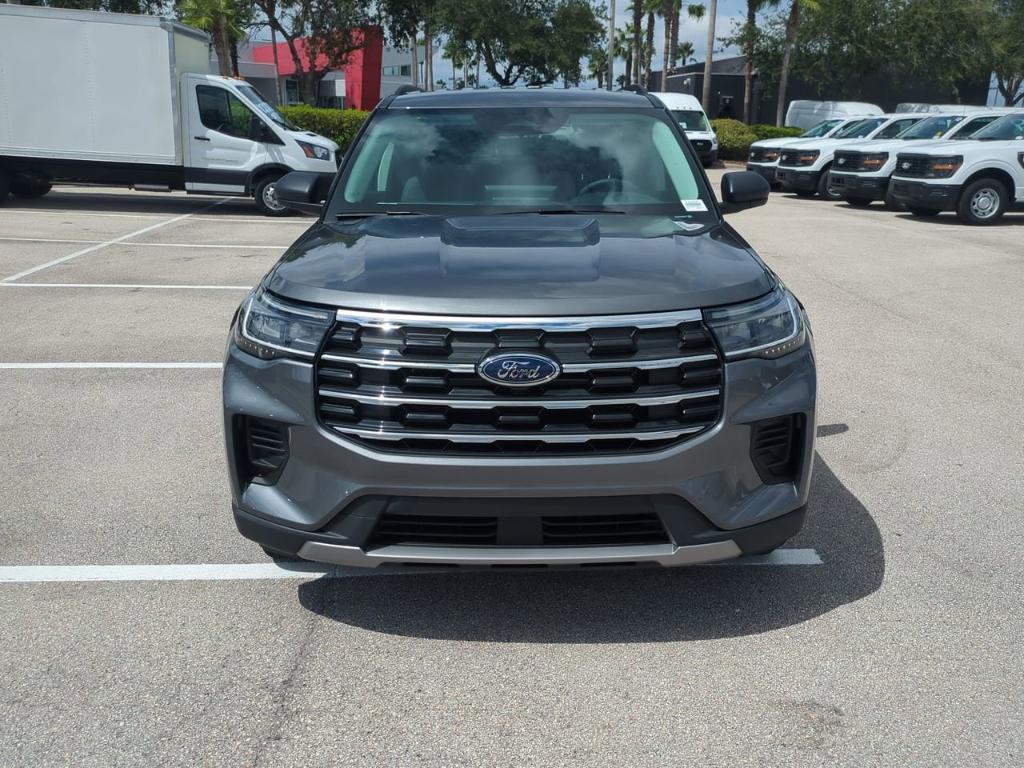 new 2025 Ford Explorer car, priced at $39,197
