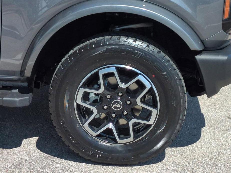 new 2024 Ford Bronco car, priced at $50,215