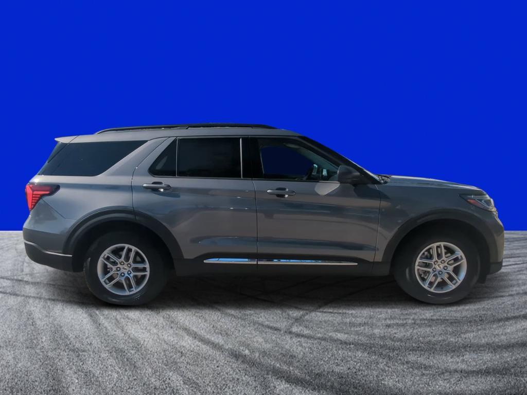 new 2025 Ford Explorer car, priced at $39,072