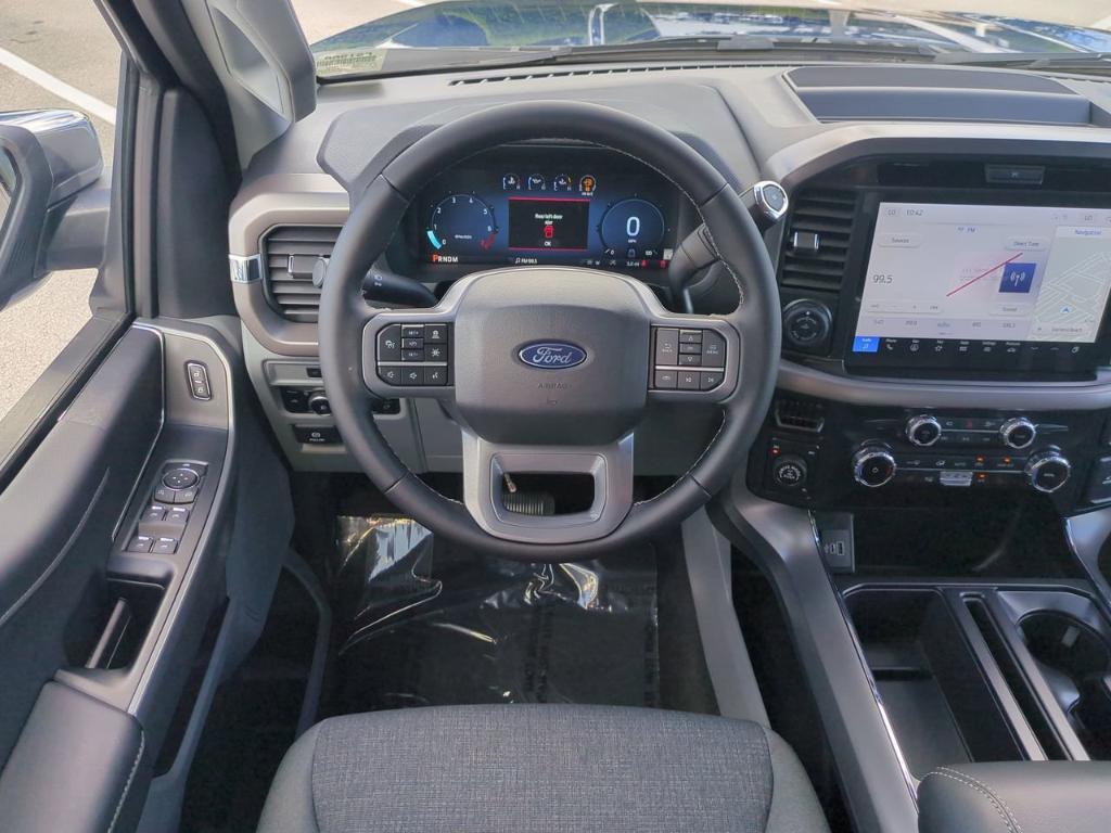 new 2025 Ford F-150 car, priced at $62,374