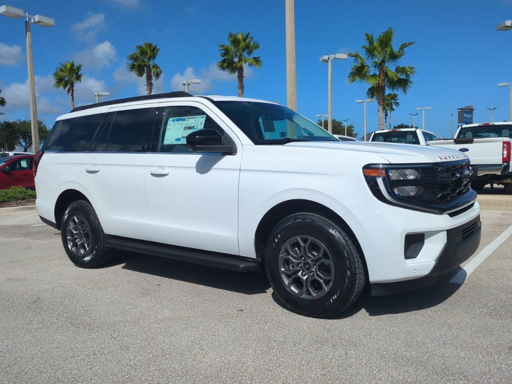 new 2025 Ford Expedition car, priced at $66,954