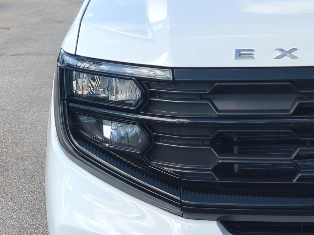 new 2025 Ford Expedition car, priced at $66,954